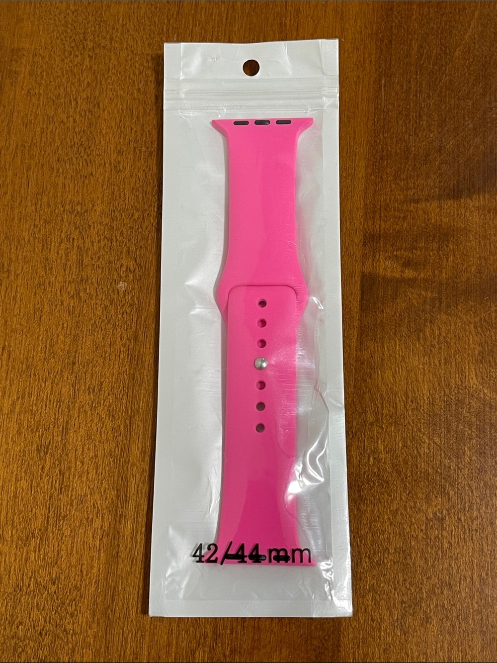 Hot Pink Silicone Replacement Watch Band Strap 42/44 mm for Apple Watch NEW - Picture 4 of 4